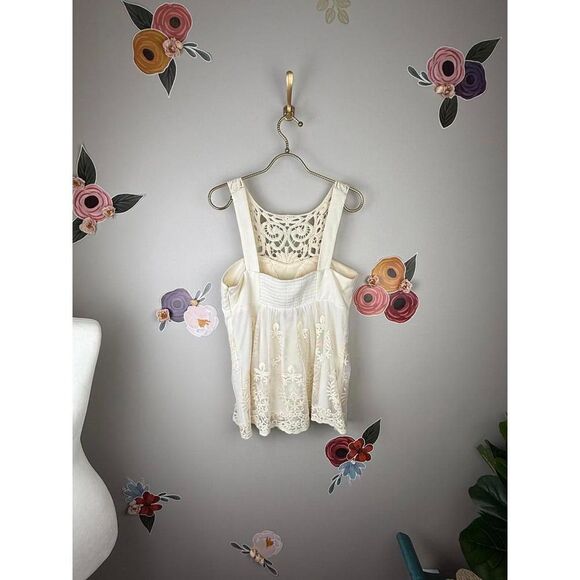 Boston Proper Crochet Embroidered High Neck Tank Top - Size - Medium - Picture 3 of 5